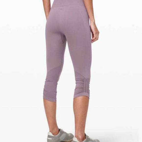 lululemon athletica Pants - Lululemon in the flow leggings size 6